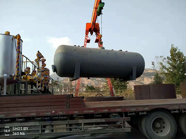 久盛海綿鐵除氧器的工作原理