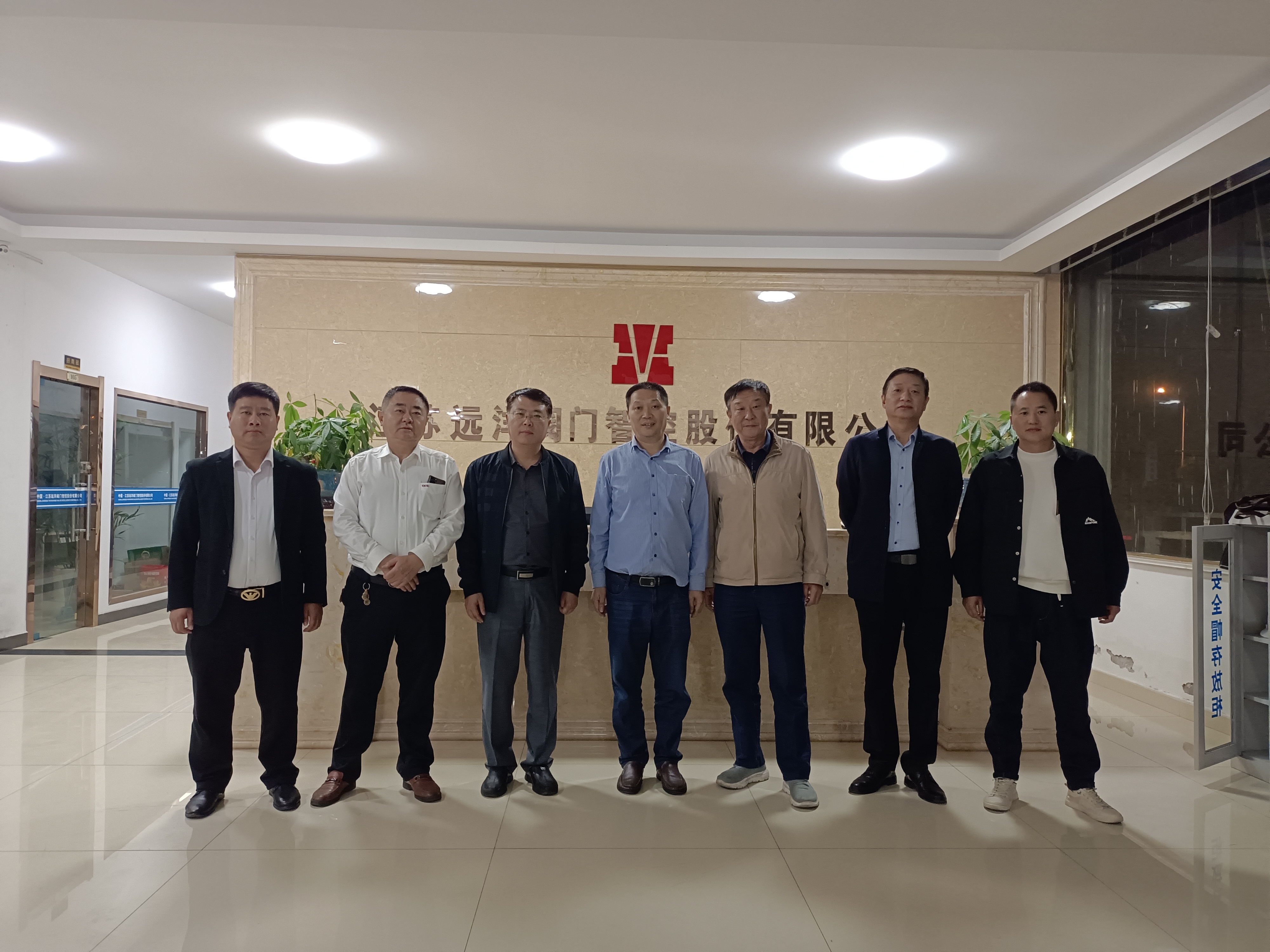 謝其志一行到外地企業(yè)考察調(diào)研